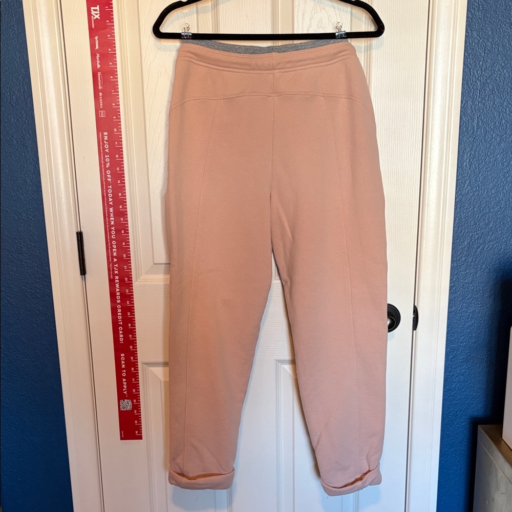 Repetto Heather Gray and Soft Pink Knit Sweats - Picture 4 of 5
